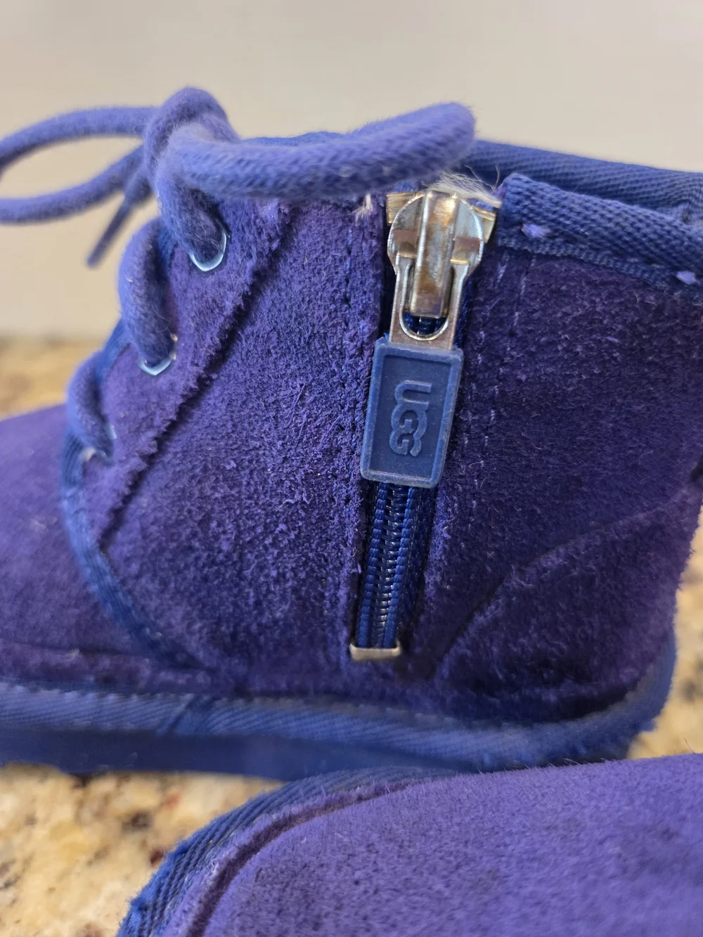 UGG Suede K Neumel II Lace Up Cozy Boots Navy Blue Shoes Zipper Size 8 Youth